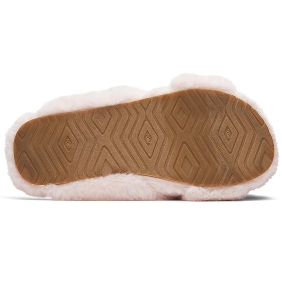 Toms Susie Eva Slippers Cross Over Pink Plush Faux Fur House Bedroom Shoes NIB - Picture 5 of 8